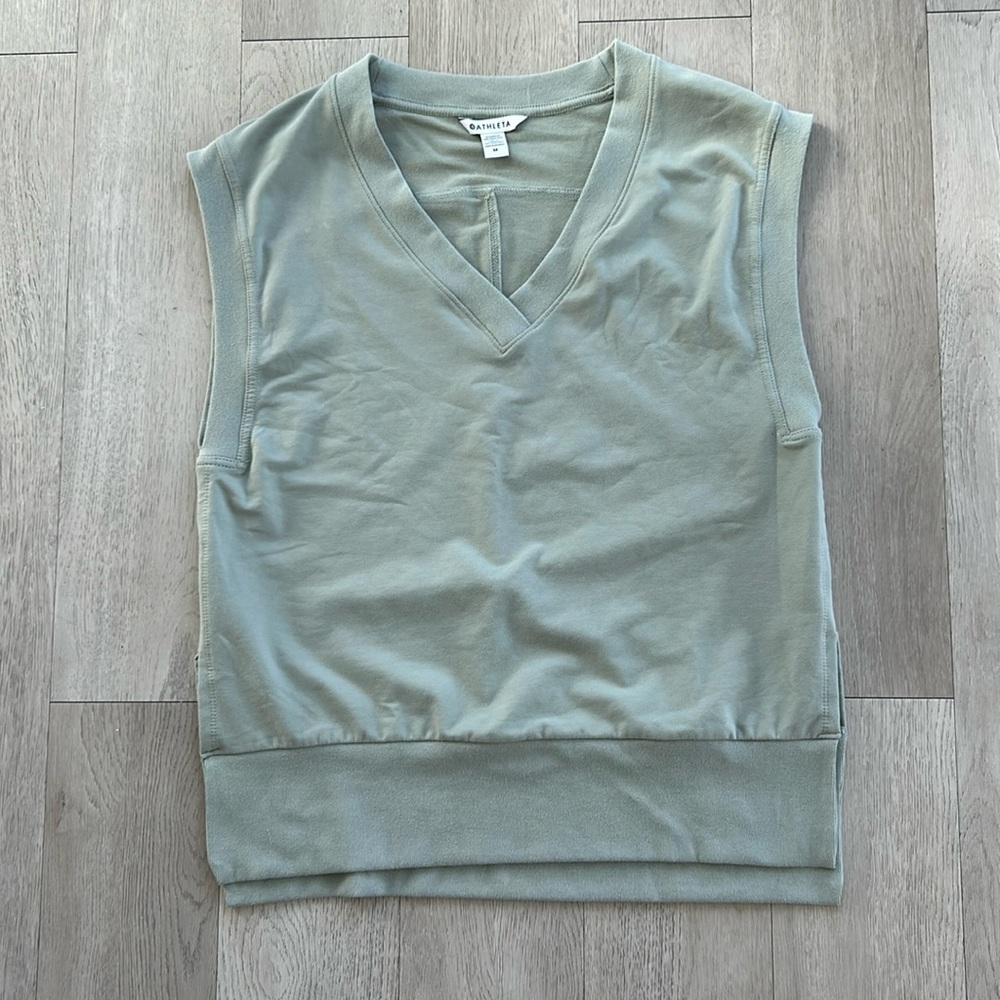 Athleta women’s athletic vest size M